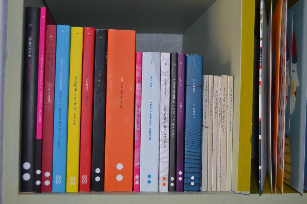 Bed&Book Giusino Bed and Breakfast Palermo Esterno foto
